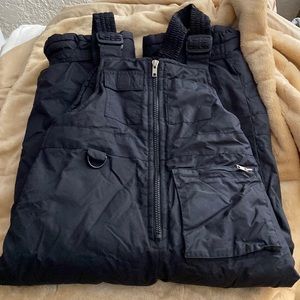 NWOT unisex snow pants size 6/6X